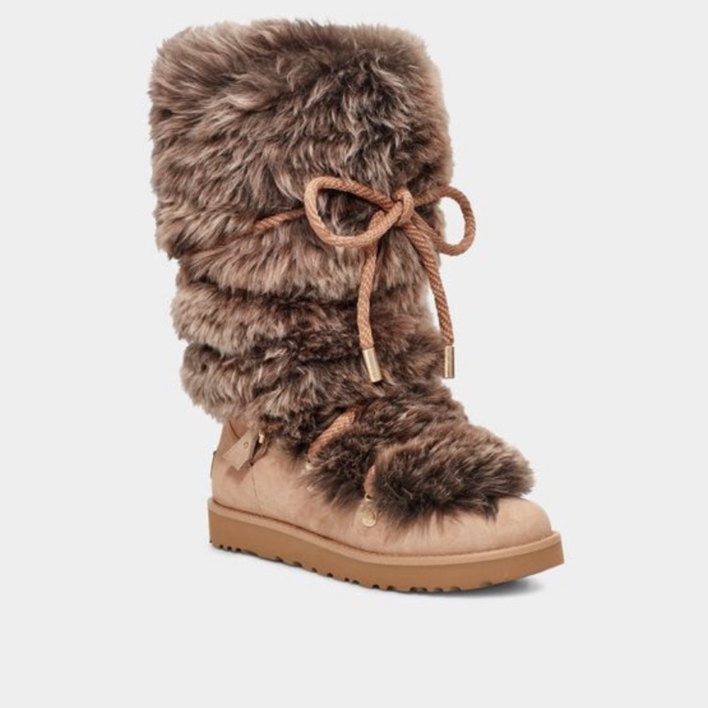 UGG classic posh short fur boots
